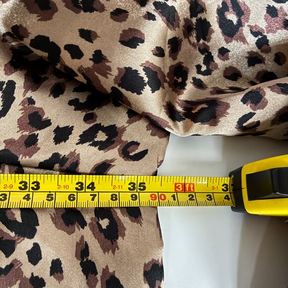 Amoureuse Pajama Top 5X Leopard Print Satin Glam Sexy - Picture 4 of 6